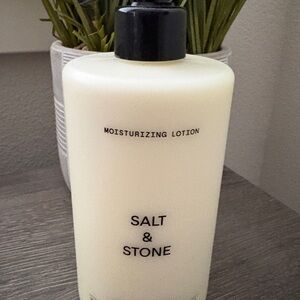 Salt & Stone Bergamont and Hinoki Moisturizing Lotion